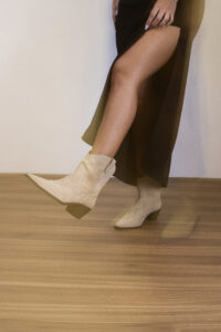 Shooting Evelyn Sand