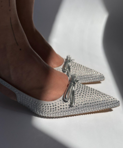 67b27abc 60cf 11f0 8bcd 823e11c2cb66